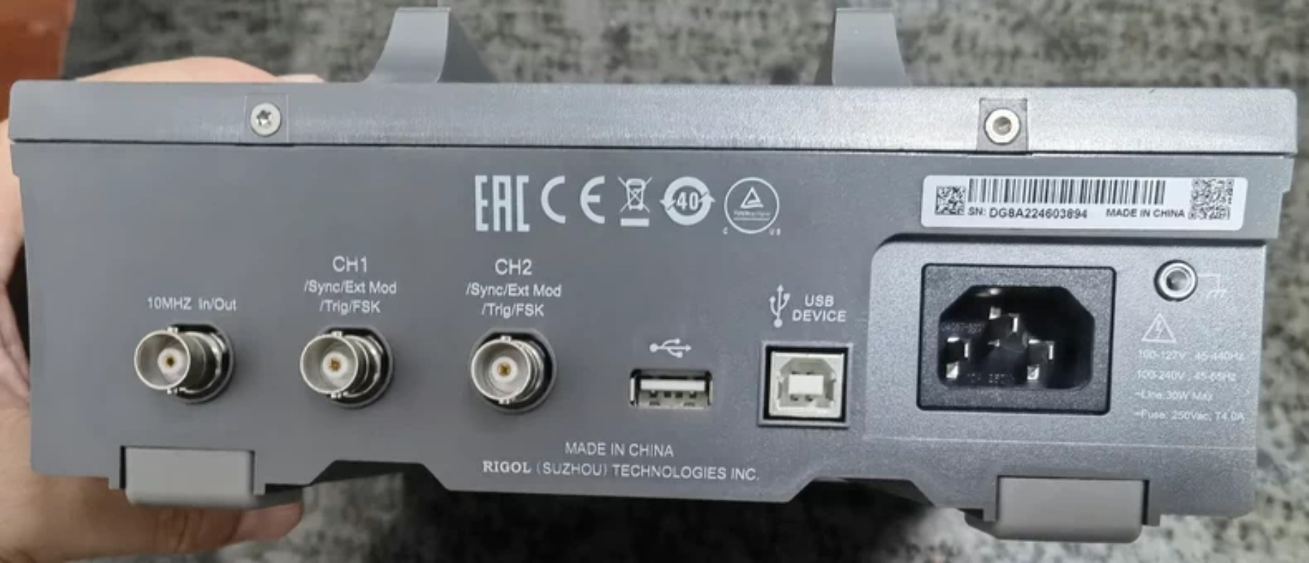 Rigol DG812 - 10 MHz Function  - đánh giá và giá Function Arbitrary Waveform Generator